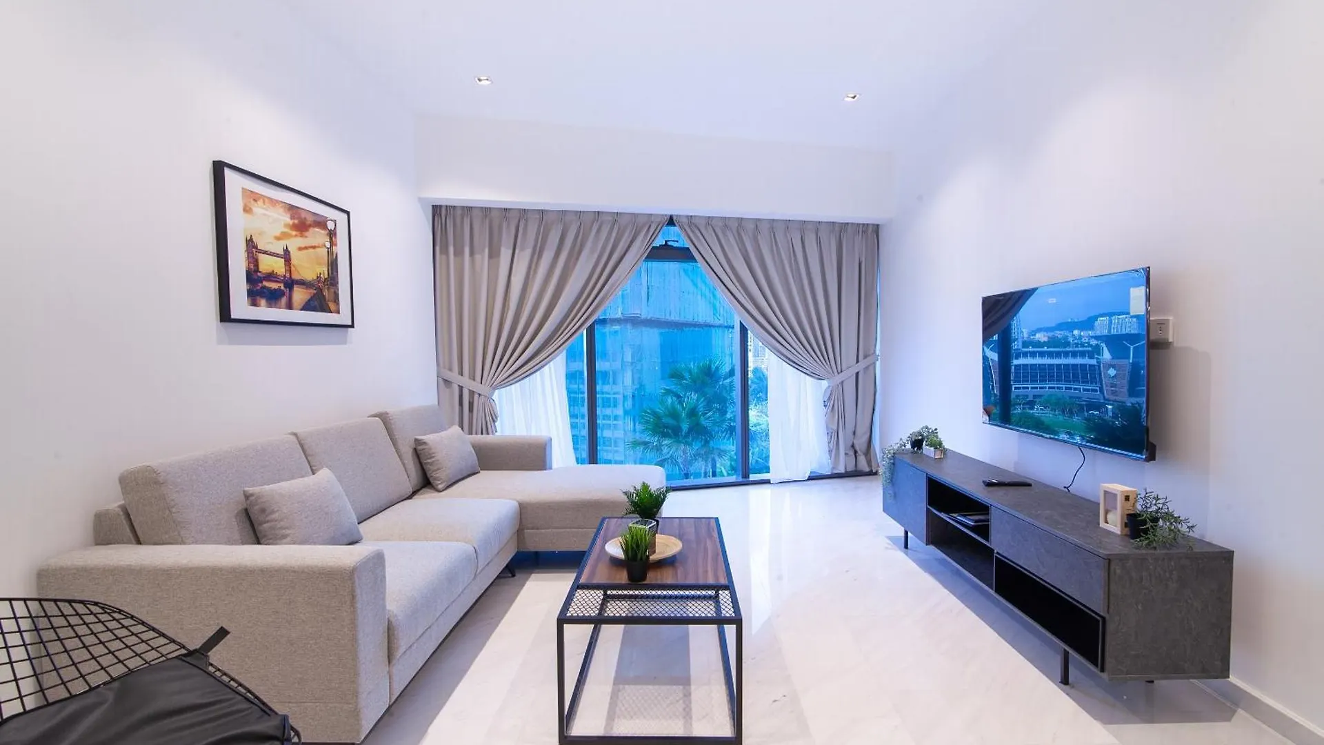 Eaton Residences Klcc By Plush Kuala Lumpur