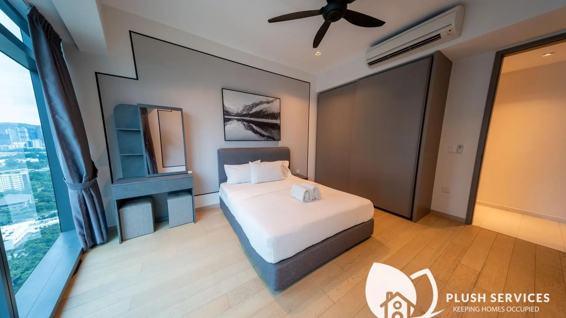 Apartment Eaton Residences Klcc By Plush Kuala Lumpur Malaysia